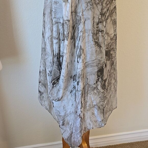 Made in Italy gauzy silk blend tunic size medium. - Picture 4 of 8